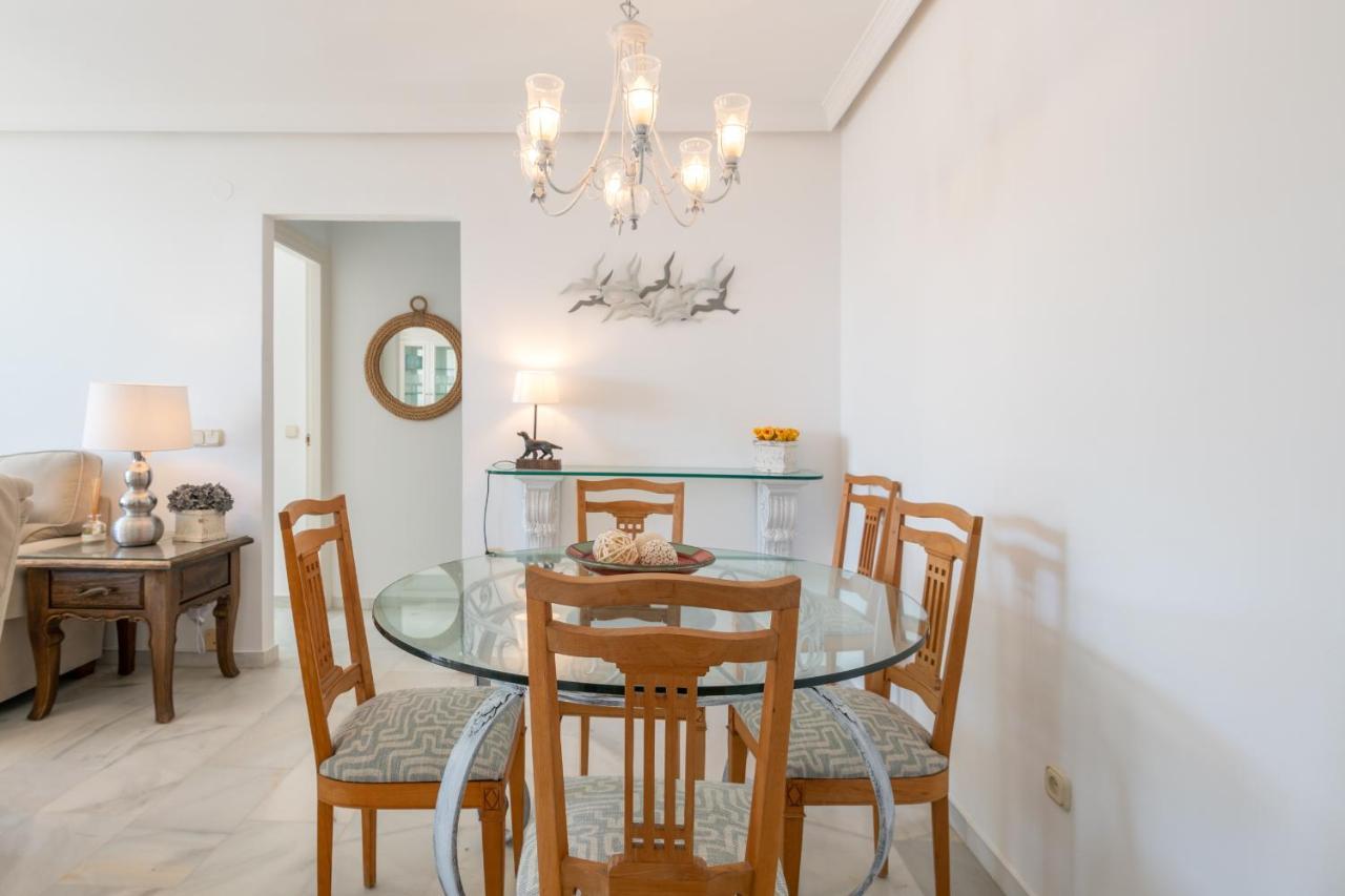 Apartamento Familiar Vistas Al Mar By Rent Me Estepona Dış mekan fotoğraf