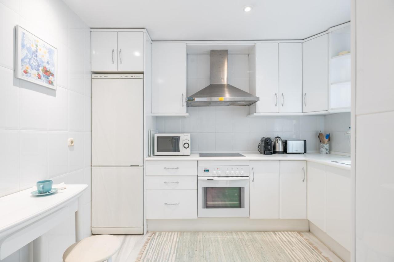Apartamento Familiar Vistas Al Mar By Rent Me Estepona Dış mekan fotoğraf